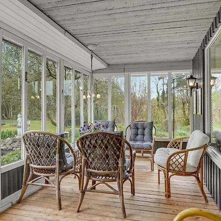 3 Bedroom Amazing In Prázdninový dům